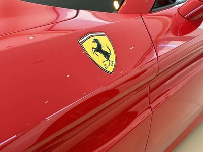 FERRARI CALIFORNIA - 7
