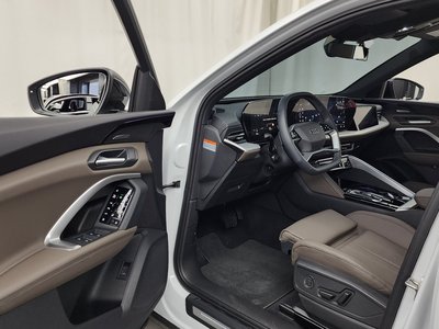 صورة 10 لـ 2025 AUDI Q5