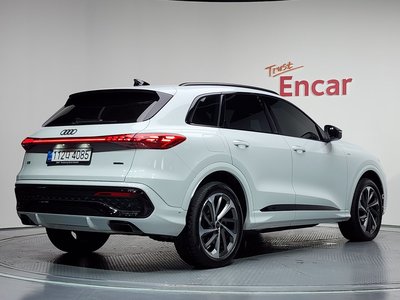 صورة 4 لـ 2025 AUDI Q5