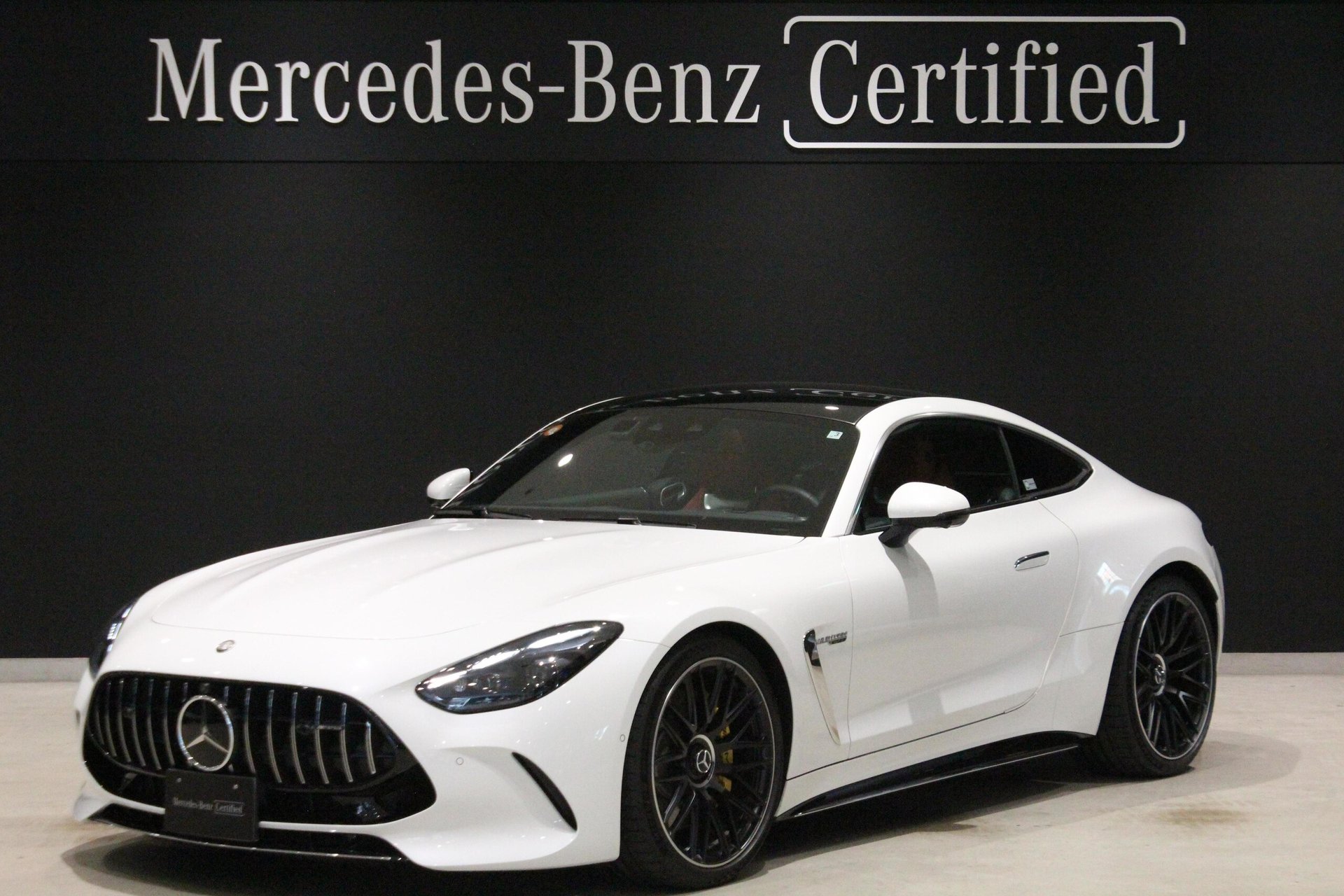 MERCEDES-BENZ GT AMG - View 1