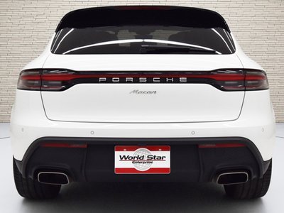 PORSCHE MACAN - 4