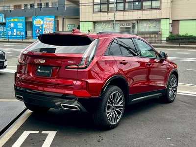 CADILLAC XT4 - 7