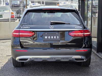 MERCEDES-BENZ E-CLASS - 7