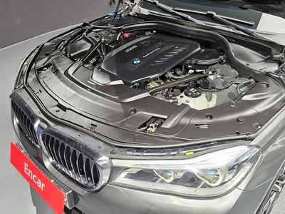 BMW 7 SERIES - 7
