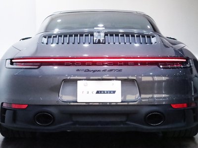 PORSCHE 911 - 8