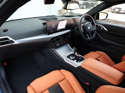 صورة مصغرة 58 لـ 2025 BMW M4 COUPE