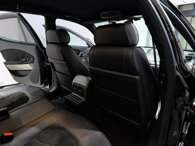 2013 Maserati QUATTROPORTE — миниатюра 18