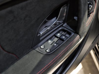 2013 Maserati QUATTROPORTE — миниатюра 20