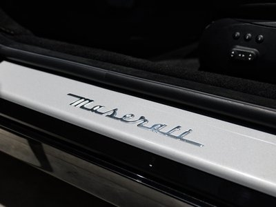 2013 Maserati QUATTROPORTE — миниатюра 15