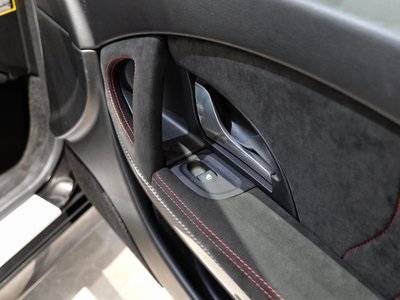2013 Maserati QUATTROPORTE — миниатюра 19