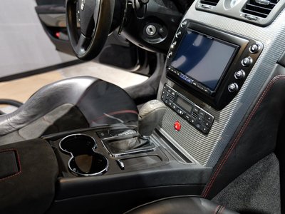 2013 Maserati QUATTROPORTE — миниатюра 12
