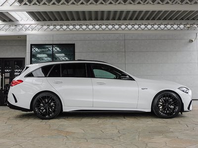 صورة 6 لـ 2023 Mercedes-BENZ C-CLASS AMG