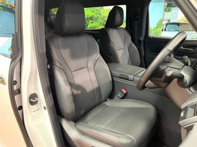 TOYOTA ALPHARD - 10