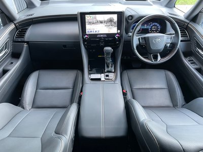 2023 Toyota ALPHARD 照片 4