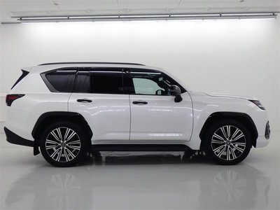 صورة مصغرة 19 لـ 2023 Lexus LX