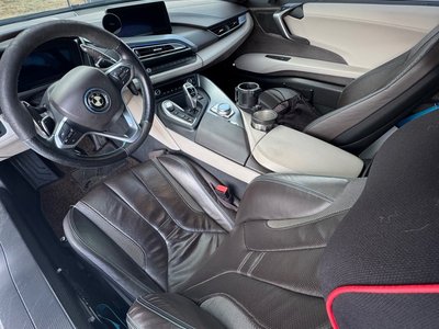 BMW I8 - 7