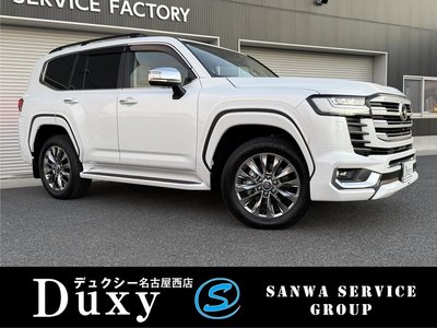 TOYOTA LAND CRUISER 300