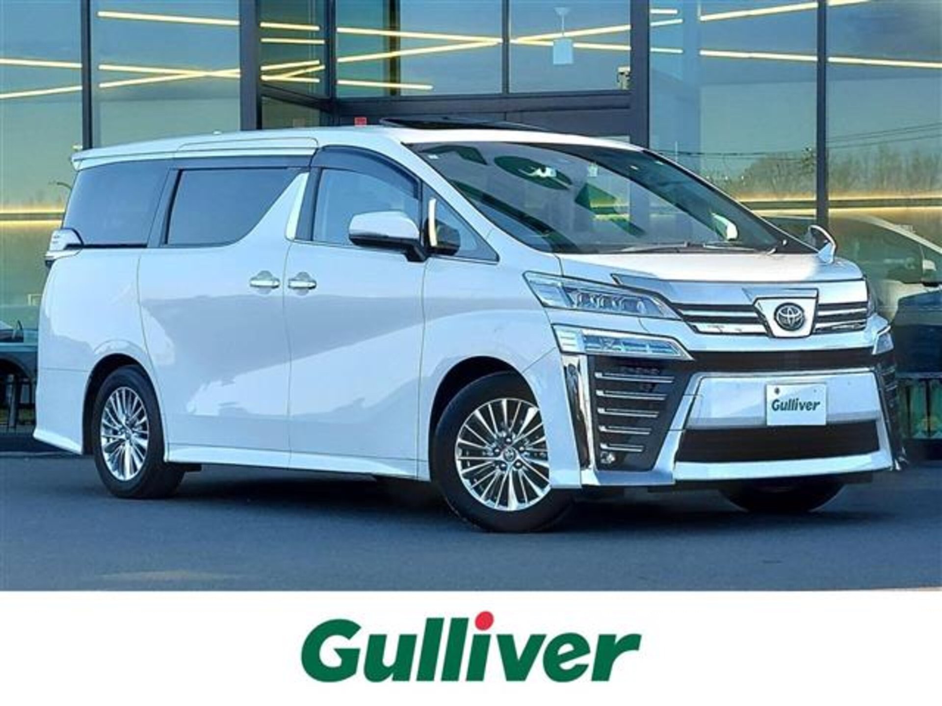 TOYOTA VELLFIRE - View 1