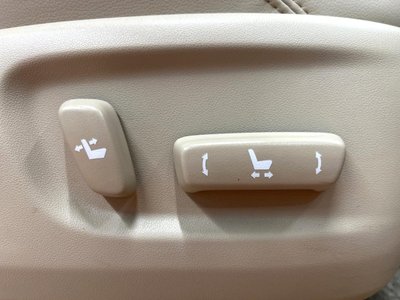 2023 Toyota LAND CRUISER PRADO 照片 9