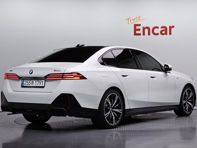BMW 5 SERIES - 3