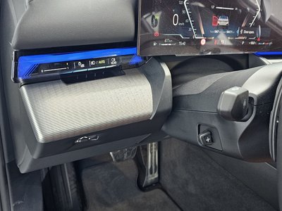 2025 BMW 5 SERIES 缩略图 27