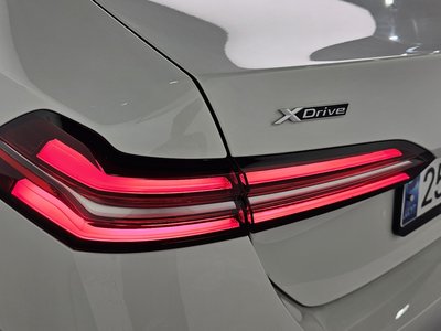 BMW 5 SERIES - 10