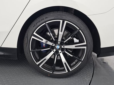 BMW 5 SERIES - 8