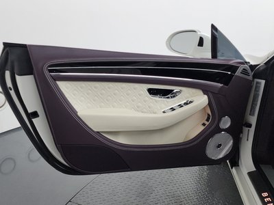 صورة مصغرة 14 لـ 2021 Bentley CONTINENTAL