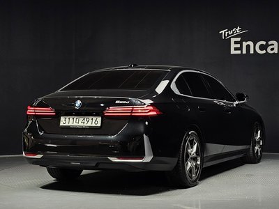BMW 5 SERIES - 3