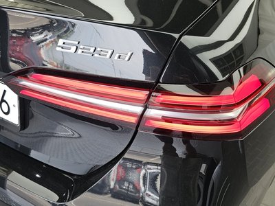 BMW 5 SERIES - 10