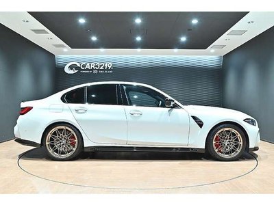 BMW M3 SEDAN - 10