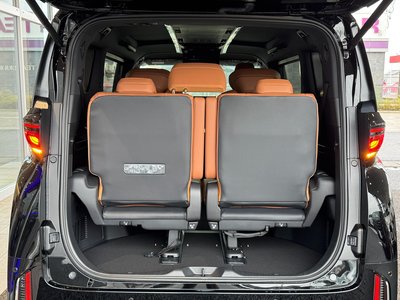 2025 Toyota VELLFIRE — миниатюра 39