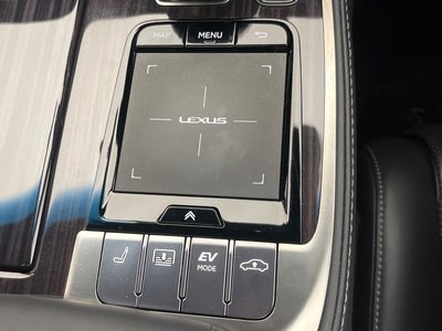 2017 Lexus LS — миниатюра 70