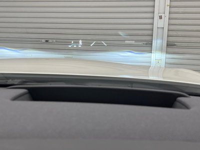 2017 Lexus LS — миниатюра 12
