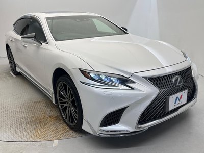 2017 Lexus LS — миниатюра 17
