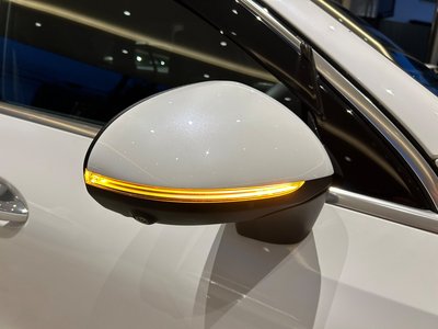 صورة مصغرة 44 لـ 2023 Mercedes-BENZ GLC