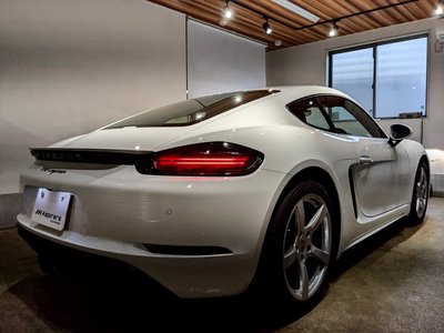 PORSCHE 718 - 10