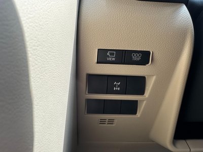 صورة مصغرة 16 لـ 2023 Toyota LAND CRUISER 300