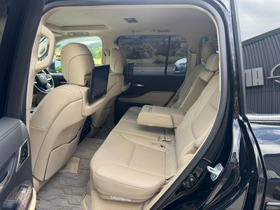 صورة مصغرة 34 لـ 2023 Toyota LAND CRUISER 300