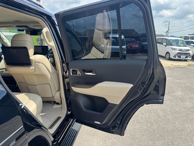 صورة مصغرة 26 لـ 2023 Toyota LAND CRUISER 300