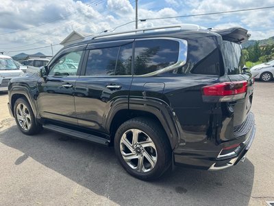 صورة مصغرة 45 لـ 2023 Toyota LAND CRUISER 300
