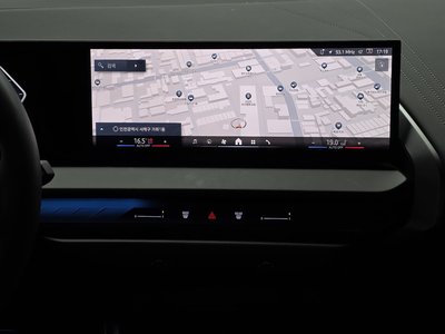2025 BMW X3 缩略图 21