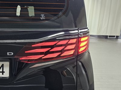 TOYOTA ALPHARD - 10