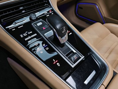PORSCHE PANAMERA - 9