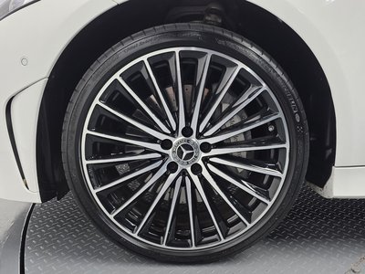 MERCEDES-BENZ CLS - 6