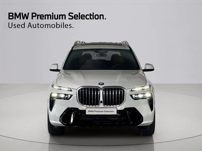 2025 BMW X7 — фото 2