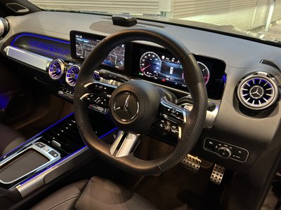 MERCEDES-BENZ GLB - 6