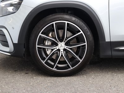 2025 Mercedes-BENZ GLB AMG 照片 2