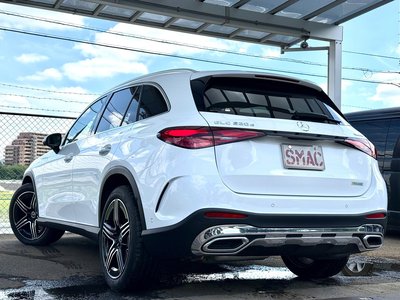 MERCEDES-BENZ GLC - 7