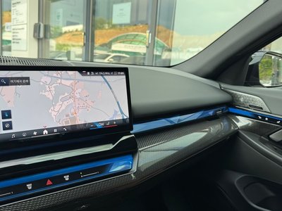 2025 BMW I5 — миниатюра 15